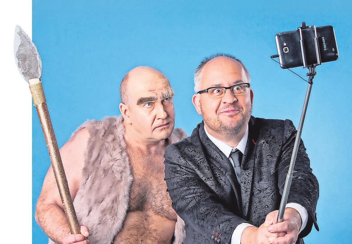 Die Musikkabarettisten Dirk Pursche und Stefan Klucke sorgen als Duo Schwarze Grütze sicherlich für einige Lacher auf der 57. Burgfestwoche. FOTO: STEFAN HOYER Die Musikkabarettisten Dirk Pursche und Stefan Klucke sorgen als Duo Schwarze Grütze sicherlich für einige Lacher auf der 57. Burgfestwoche. FOTO: STEFAN HOYER