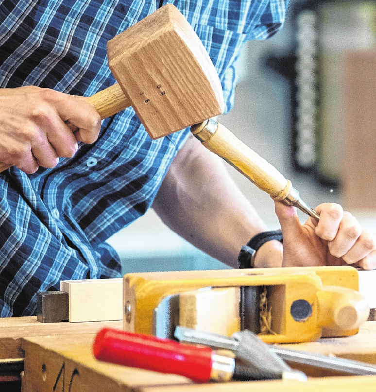 Wer Abitur hat und eine Ausbildung beginnt, kann oftmals gleich im zweiten Lehrjahr einsteigen – und kommt so schnell zu einem Abschluss. FOTO: SEBASTIAN GOLLNOW, MAG Wer Abitur hat und eine Ausbildung beginnt, kann oftmals gleich im zweiten Lehrjahr einsteigen – und kommt so schnell zu einem Abschluss. FOTO: SEBASTIAN GOLLNOW, MAG