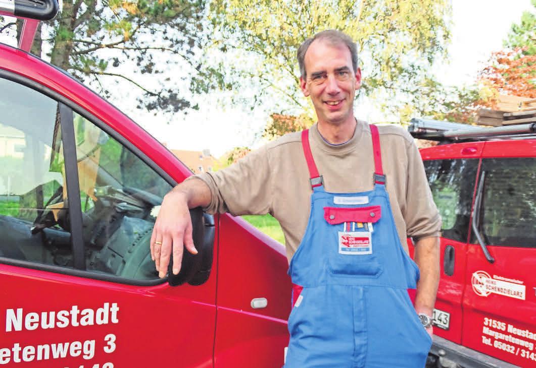 Elektromeister Heiko Schendzielarz bietet mit seinem Team die volle Bandbreite an Service und Leistungen im Bereich der Elektroinstallation. Elektromeister Heiko Schendzielarz bietet mit seinem Team die volle Bandbreite an Service und Leistungen im Bereich der Elektroinstallation.