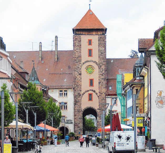 Beim Verkausfsoffenen Sonntag gibt es wieder viele Schnäppchen. FOTO: LEU Beim Verkausfsoffenen Sonntag gibt es wieder viele Schnäppchen. FOTO: LEU