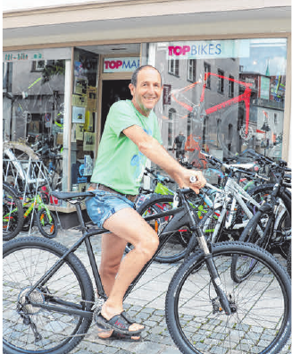 Weitere Preise: Je zwei sportliche E-Bikes der Marke Cube und Acid-Pro im Wert von je 2400 Euro, des Weiteren zwei hochwertige Mountainbikes „Cube Race One“ , im Wert von je 1199 Euro. Gesponsert von Tribike Ravensburg. Weitere Preise: Je zwei sportliche E-Bikes der Marke Cube und Acid-Pro im Wert von je 2400 Euro, des Weiteren zwei hochwertige Mountainbikes „Cube Race One“ , im Wert von je 1199 Euro. Gesponsert von Tribike Ravensburg.