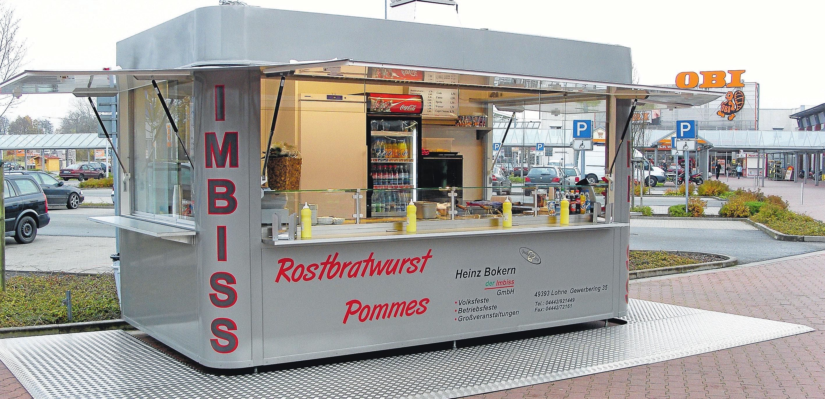 Moderne Imbissstation: Sie steht vor dem Famila-Center in Vechta-Falkenrott.