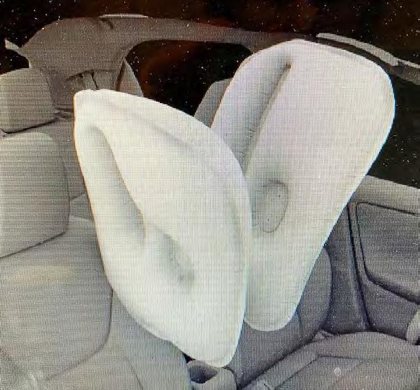 Ganz neu im Toyota Yaris: Zwei Airbags sollen die Insassen vor einem Zusammenprall schützen. FOTO: HERSTELLER