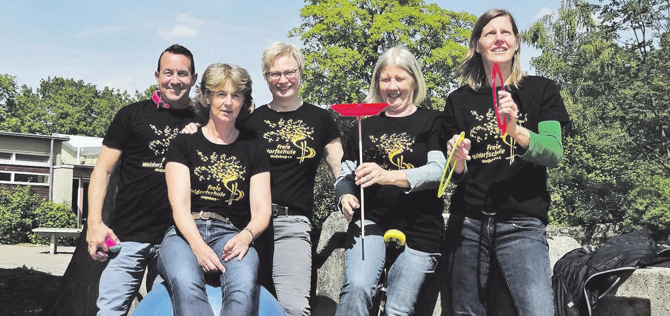 Das Kollegium der Waldorfschule wird vertreten durch (v.l.: Thorsten Knigge, Erdmute Schwarz, Jaide ter Horst, Brigitte Schulze und Wiebke Gaus. Foto: privat Das Kollegium der Waldorfschule wird vertreten durch (v.l.: Thorsten Knigge, Erdmute Schwarz, Jaide ter Horst, Brigitte Schulze und Wiebke Gaus. Foto: privat
