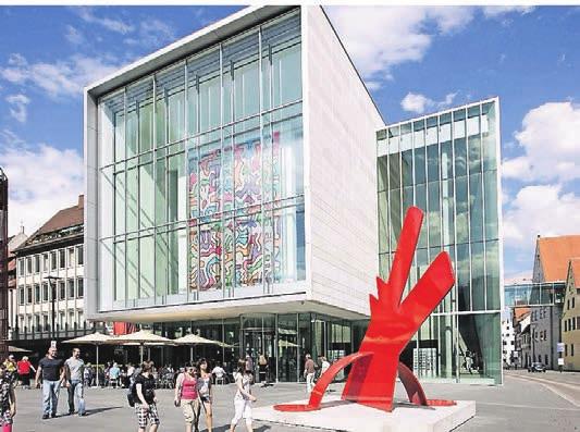 Neue Mitte in Ulm: die Kunsthalle Weishaupt. Foto: StadtArchiv Ulm Neue Mitte in Ulm: die Kunsthalle Weishaupt. Foto: StadtArchiv Ulm