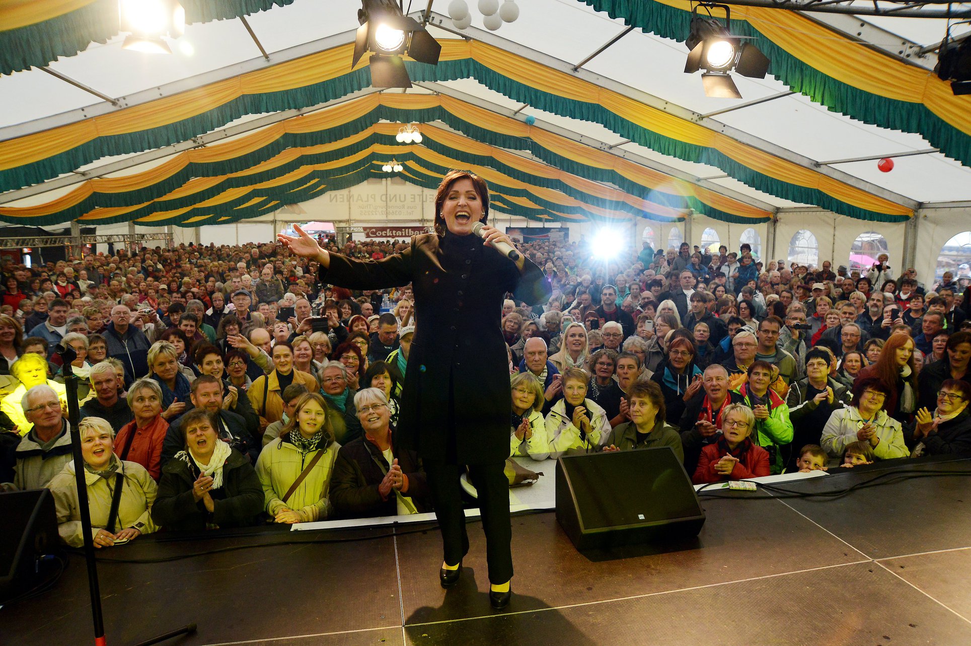 Ute Freudenberg begeisterte im Jahr 2016 an die 1 000 Gäste im großen Festzelt. FOTO: MZ-ARCHIV/HARTMUT KRIMMER Ute Freudenberg begeisterte im Jahr 2016 an die 1 000 Gäste im großen Festzelt. FOTO: MZ-ARCHIV/HARTMUT KRIMMER