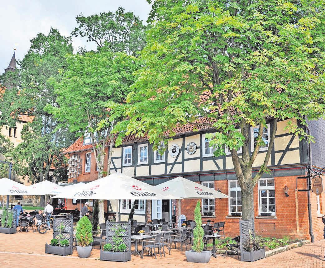 Der Ratskeller ist eines der ältesten Gebäude der Region Hannover. Der Ratskeller ist eines der ältesten Gebäude der Region Hannover.