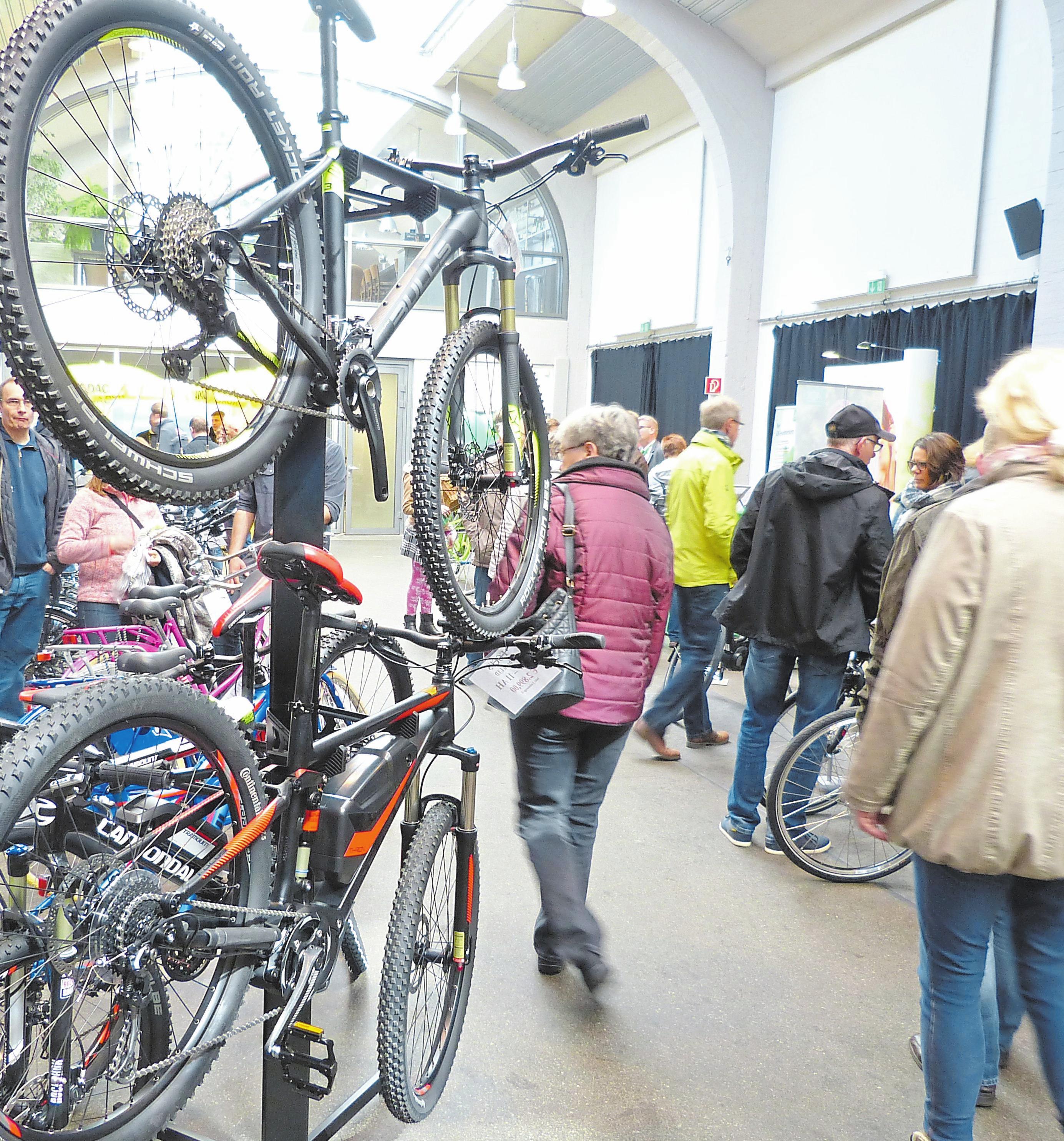 Fahrräder und E-Bikes werden bei der neu konzipierten Messe „Fitness und Freizeit“ im Fokus stehen. Foto: Paul Meyer zu Brickwedde Fahrräder und E-Bikes werden bei der neu konzipierten Messe „Fitness und Freizeit“ im Fokus stehen. Foto: Paul Meyer zu Brickwedde
