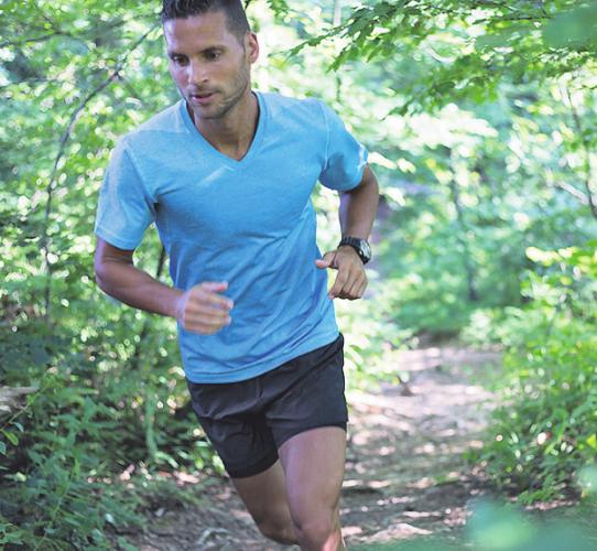 Der weiche Boden schont die Gelenke beim Joggen. Bild: ©MinDof/stock.adobe.com Der weiche Boden schont die Gelenke beim Joggen. Bild: ©MinDof/stock.adobe.com