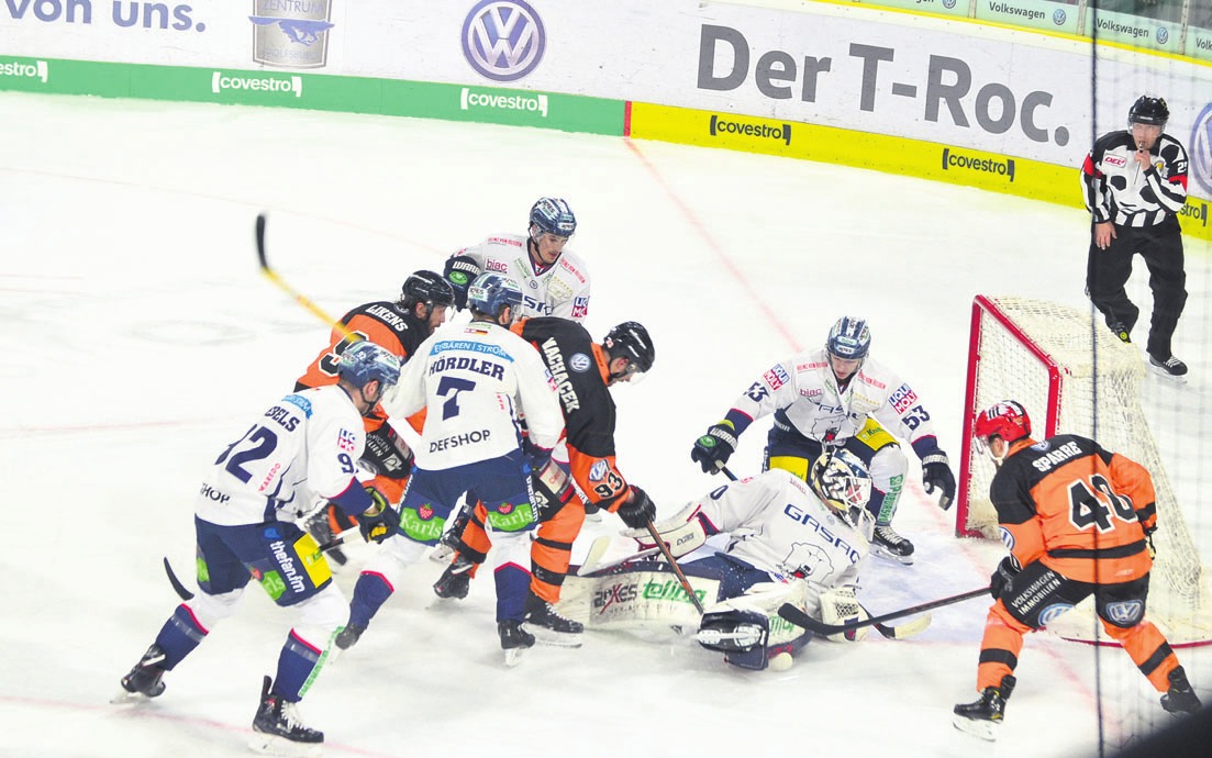 Im ersten Drittel war Berlin stark und ging in Führung. Die Grizzlys hatten am Ende die Nase mit 3:2 vorn und feierten den dritten Sieg in Folge. Foto: of Im ersten Drittel war Berlin stark und ging in Führung. Die Grizzlys hatten am Ende die Nase mit 3:2 vorn und feierten den dritten Sieg in Folge. Foto: of