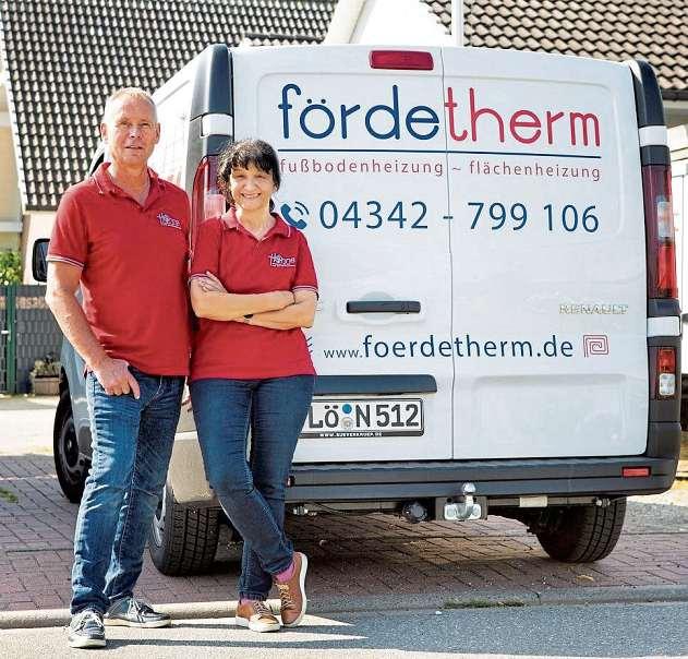 Geschäftsführerin Ulrike Höhne und der Technische Betriebsleiter Hans-Jörg Herdam stehen für zuverlässigen Service in Preetz. FOTO: HÖHNE Geschäftsführerin Ulrike Höhne und der Technische Betriebsleiter Hans-Jörg Herdam stehen für zuverlässigen Service in Preetz. FOTO: HÖHNE