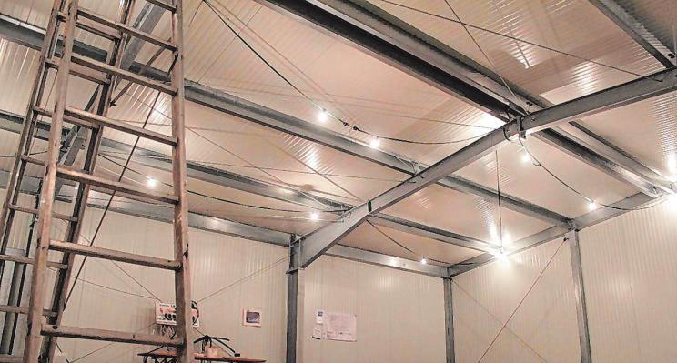 Mit dem Bau seiner eigenen Schützenhalle hat der Schieß- und Schützenverein Leimstruth zukunftsweisend in die Infrastruktur investiert. Mit dem Bau seiner eigenen Schützenhalle hat der Schieß- und Schützenverein Leimstruth zukunftsweisend in die Infrastruktur investiert.