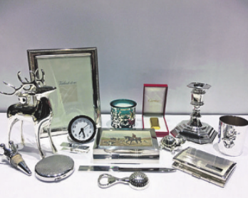 Kostbare Silberwaren bei Juwelier Balhorn Foto: Balhorn