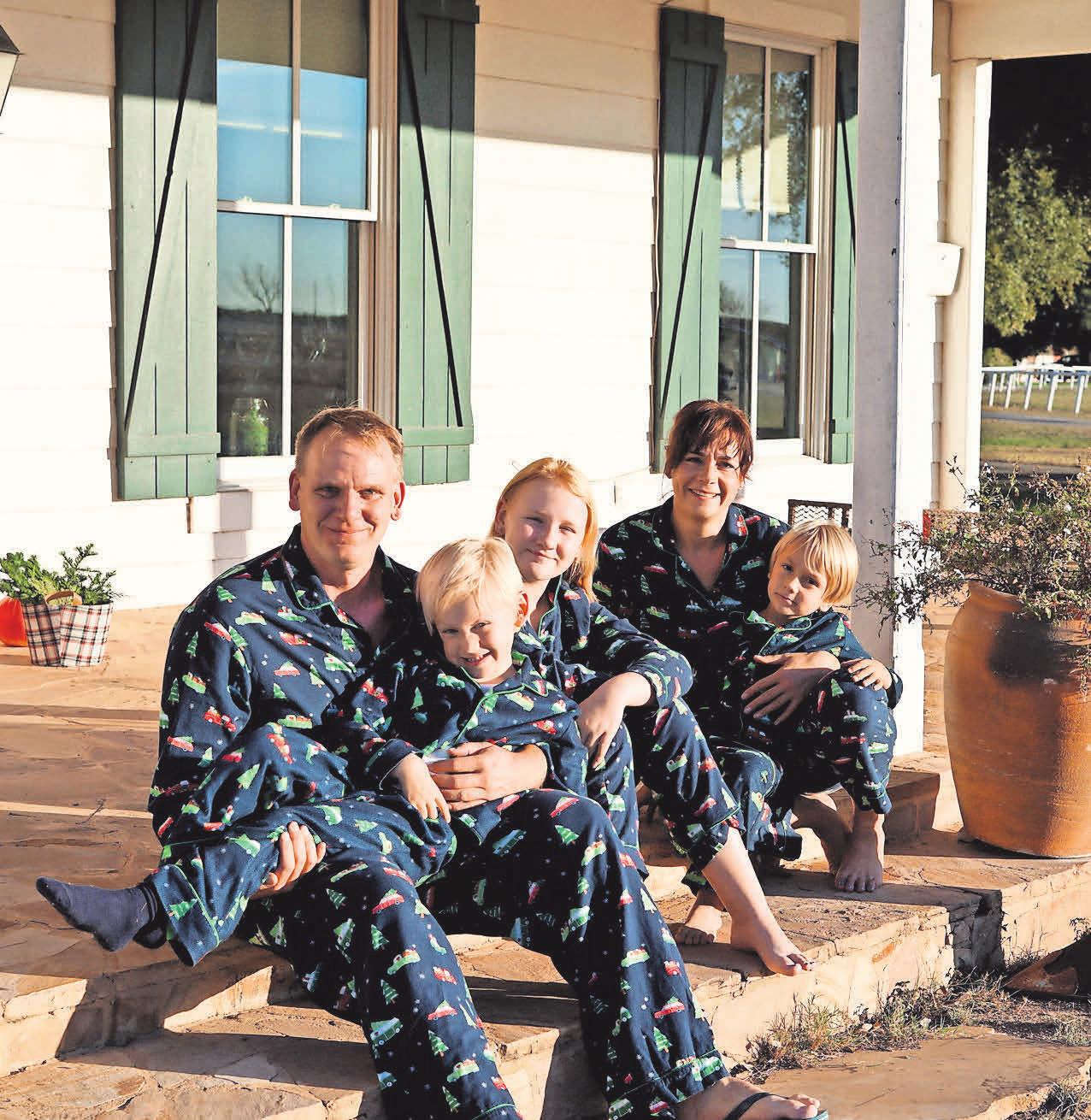 Frohes Fest, Familie Horch Frohes Fest, Familie Horch