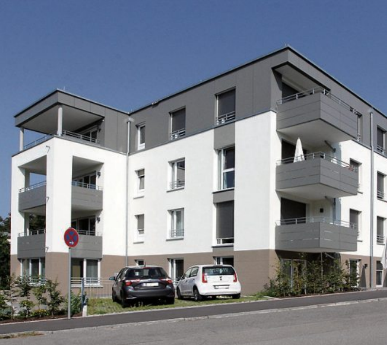 Jederzeit an die frische Luft: Alle Wohnungen verfügen über einen Balkon oder eine Loggia. Jederzeit an die frische Luft: Alle Wohnungen verfügen über einen Balkon oder eine Loggia.
