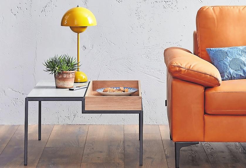 In Verbindung mit einer bewusst minimalistischen Einrichtung kommt die pure Sichtbeton-Optik besonders stark zur Geltung. In Verbindung mit einer bewusst minimalistischen Einrichtung kommt die pure Sichtbeton-Optik besonders stark zur Geltung.