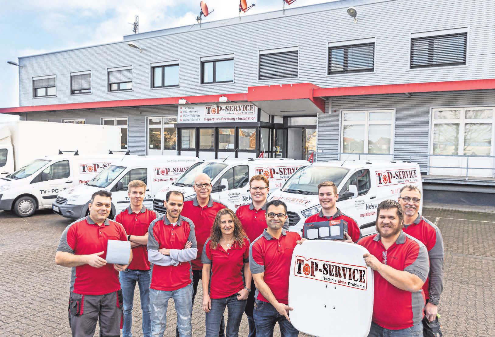 Gut aufgestellt: Das Team von Top-Service. Gut aufgestellt: Das Team von Top-Service.
