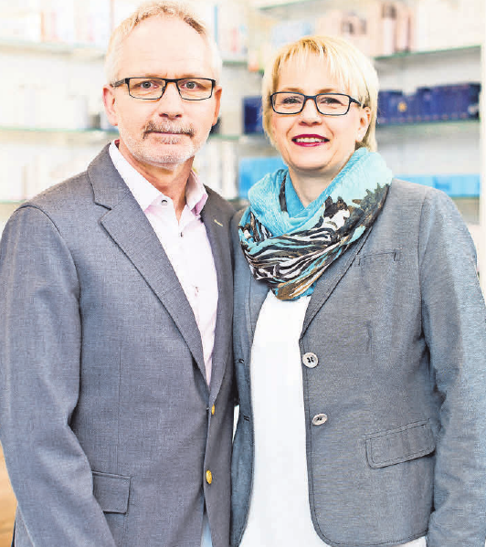 Thomas und Phädra Knop und ihr Team bieten in ihrem Kosmetik-Fachinstitut alles für ein optimiertes Erscheinungsbild. Thomas und Phädra Knop und ihr Team bieten in ihrem Kosmetik-Fachinstitut alles für ein optimiertes Erscheinungsbild.