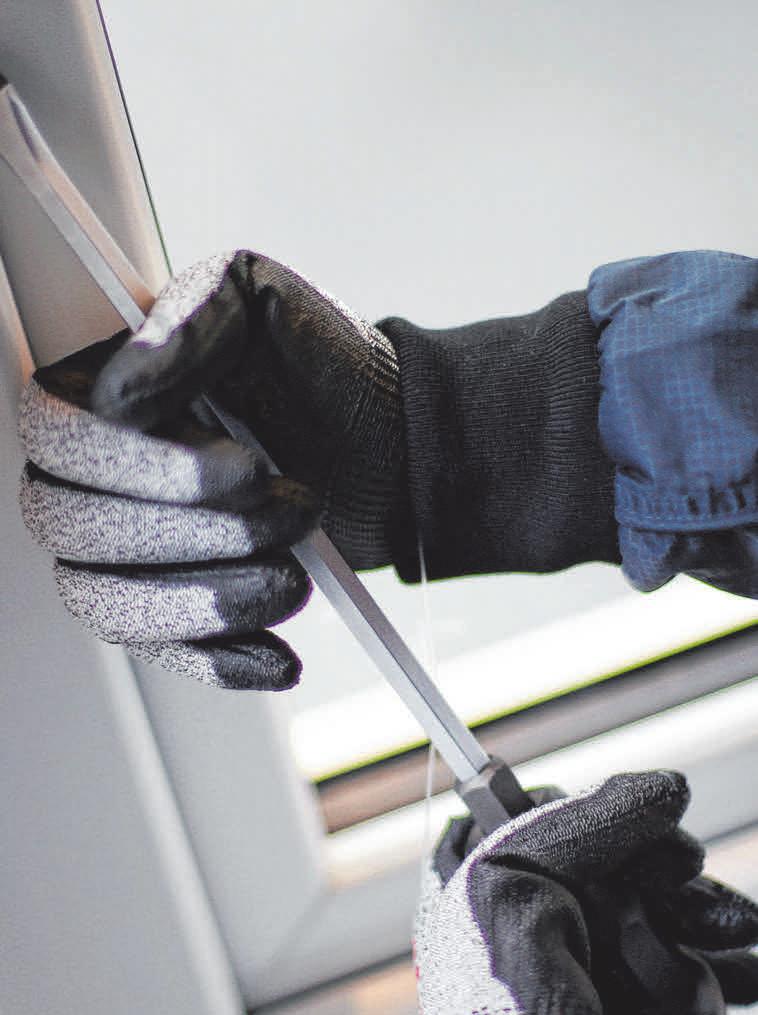 Das Aufhebeln ist die von Einbrechern am häufigsten benutzte Methode. FOTO: A. KAYA Das Aufhebeln ist die von Einbrechern am häufigsten benutzte Methode. FOTO: A. KAYA
