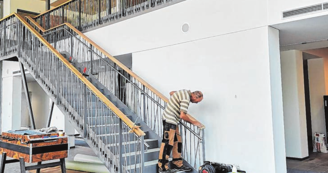 Allein architektonisch erhält der Besucher im Jugendforum am Markt in Bad Berleburg so einige Blickfänge und besondere Eindrücke. Allein architektonisch erhält der Besucher im Jugendforum am Markt in Bad Berleburg so einige Blickfänge und besondere Eindrücke.