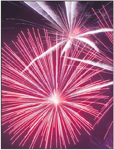 Höhepunkt des Festes: das Feuerwerk. FOTO: DPA Höhepunkt des Festes: das Feuerwerk. FOTO: DPA