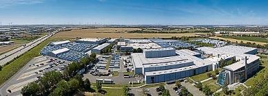 Der 240 000 m2 große Firmensitz der Schüco Polymer Technologies KG in Weißenfels, OT Borau. Der 240 000 m2 große Firmensitz der Schüco Polymer Technologies KG in Weißenfels, OT Borau.