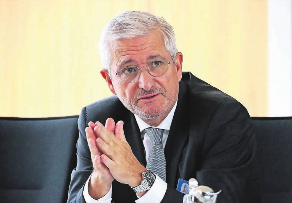 Stadtverdichtung, Aufstockung von Bestandsimmobilien – der Fachanwalt Ralph Robert Dahlmanns sieht verschiedene Möglichkeiten, neuen Wohnraum zu schaffen. Foto: Alois Müller Stadtverdichtung, Aufstockung von Bestandsimmobilien – der Fachanwalt Ralph Robert Dahlmanns sieht verschiedene Möglichkeiten, neuen Wohnraum zu schaffen. Foto: Alois Müller