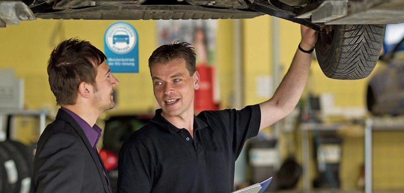 Mit dem Frühjahrs-Check macht die Werkstatt das Auto fit für die warmen Jahreszeiten. Bild: ProMotor.