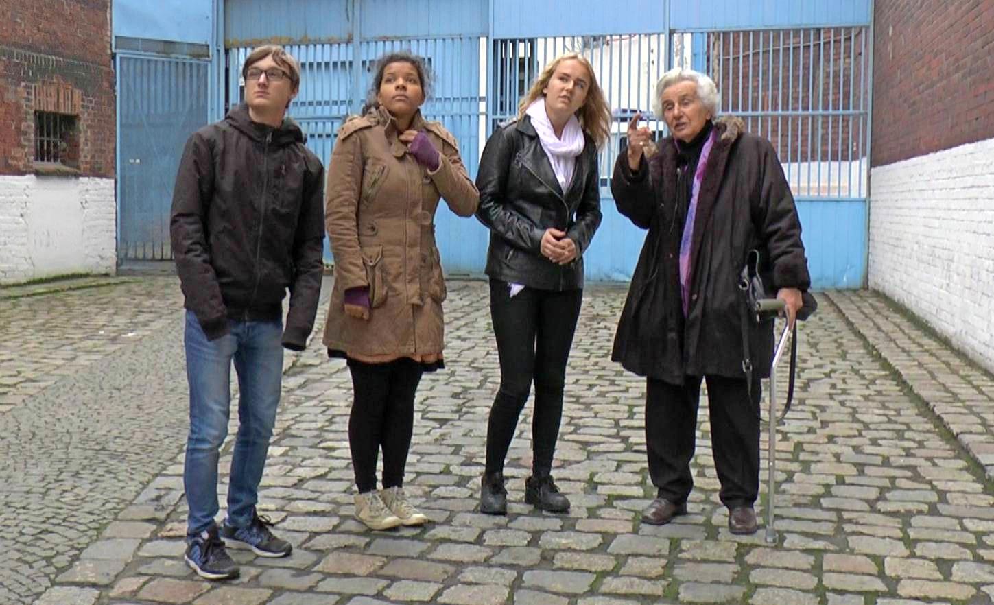 Anita Lasker-Wallfisch (rechts) ist eine der Protagonisten im Film. Foto: privat Anita Lasker-Wallfisch (rechts) ist eine der Protagonisten im Film. Foto: privat