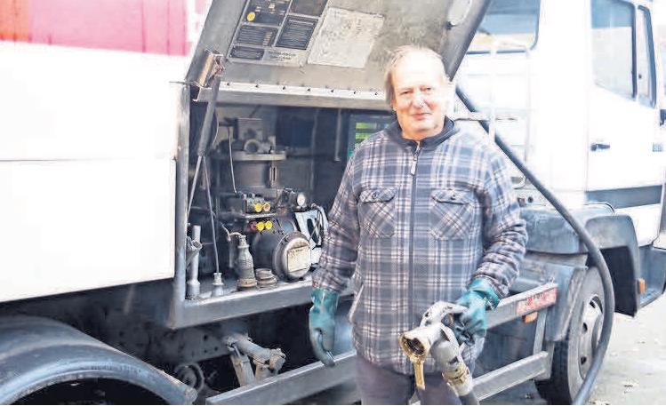 Von Arpke aus beliefert Herbert Bähre Kunden im Umkreis von 30 Kilometern. Von Arpke aus beliefert Herbert Bähre Kunden im Umkreis von 30 Kilometern.